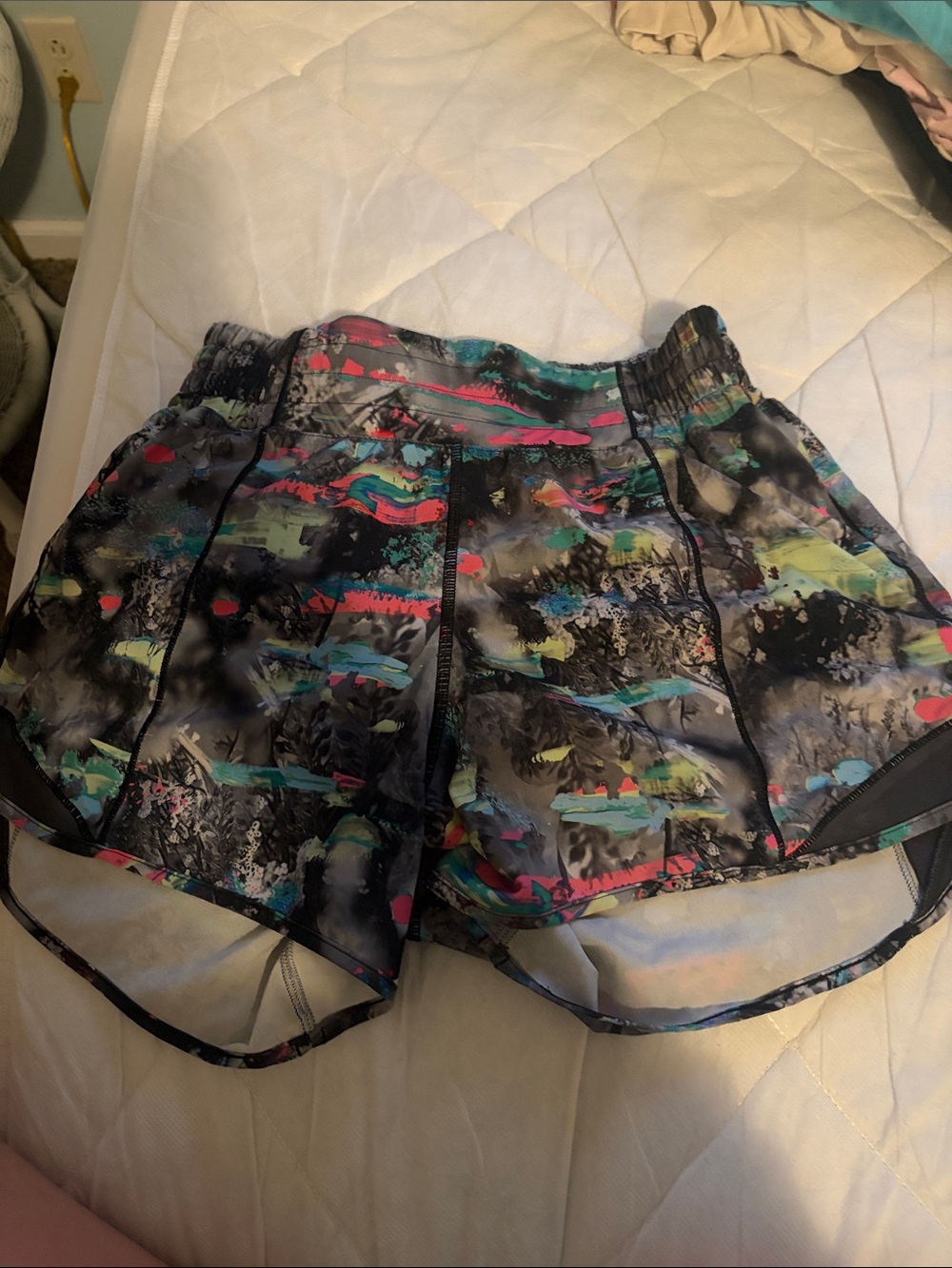 lululemon athletica Multicolor Abstract Athletic Shorts